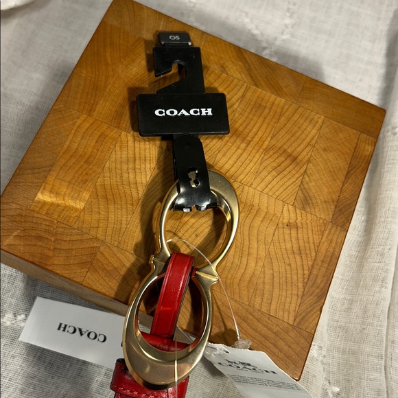 NWT Coach leather with iconic double C logo buckle C1725 main image 5
